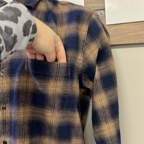 Peter Millar Men’s Plaid Button Collared Down Long Sleeve Pocket Shirt- Medium - Picture 7 of 13